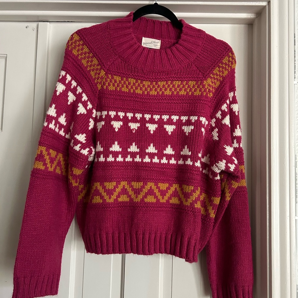 Universal Thread Fuchsia and Mustard Patterned Sweater